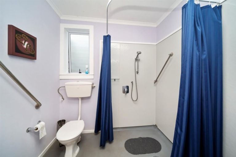 Photo of property in 12 Vogel Street, Hawera, 4610