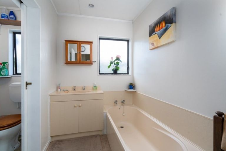 Photo of property in 95 Arthur Crescent, Hilltop, Taupo, 3330