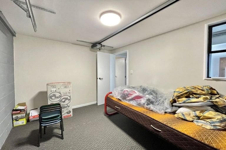 Photo of property in 357 Main Road, Tawa, Wellington, 5028