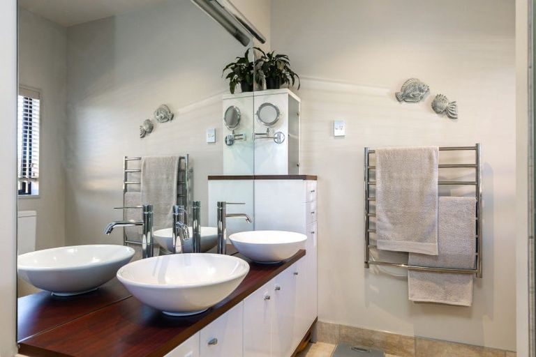 Photo of property in 17 Magnolia Drive, Springlands, Blenheim, 7201