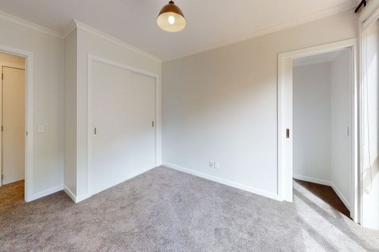 Photo of property in 13 Jacobsen Lane, Ngaio, Wellington, 6035