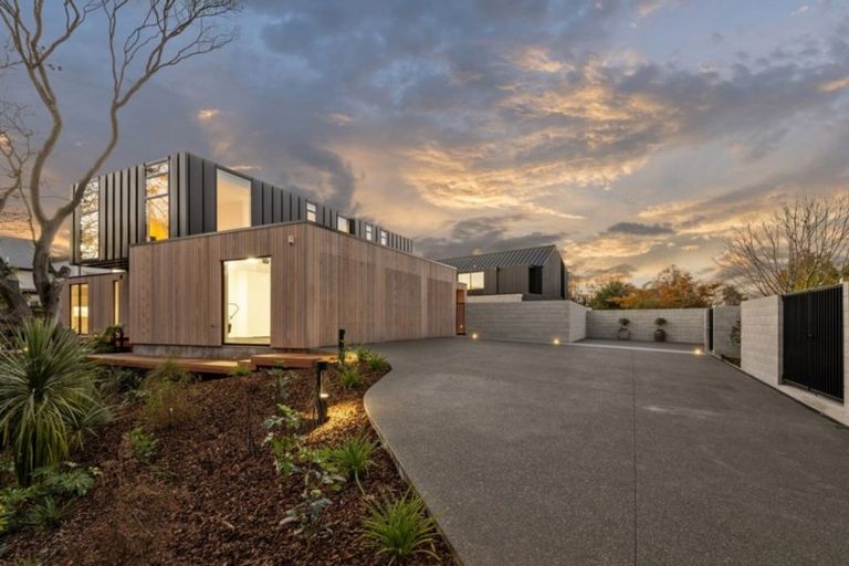 Photo of property in 155 Puriri Street, Fendalton, Christchurch, 8041