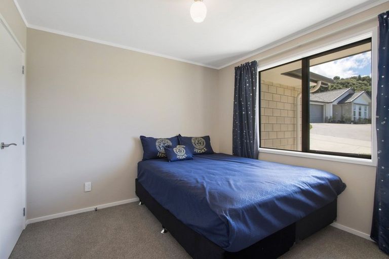 Photo of property in 3 Lakeside Terrace, Omokoroa, 3114
