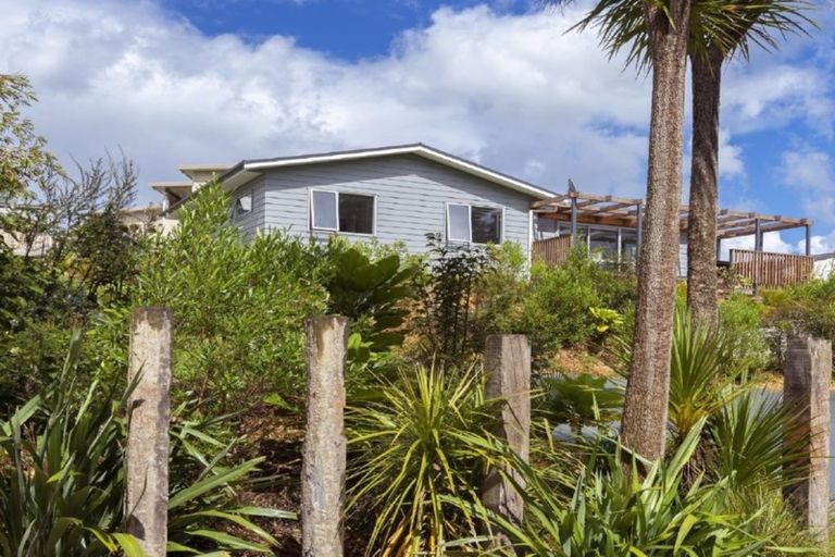 Photo of property in 21 Molesworth Drive, Mangawhai, 0505