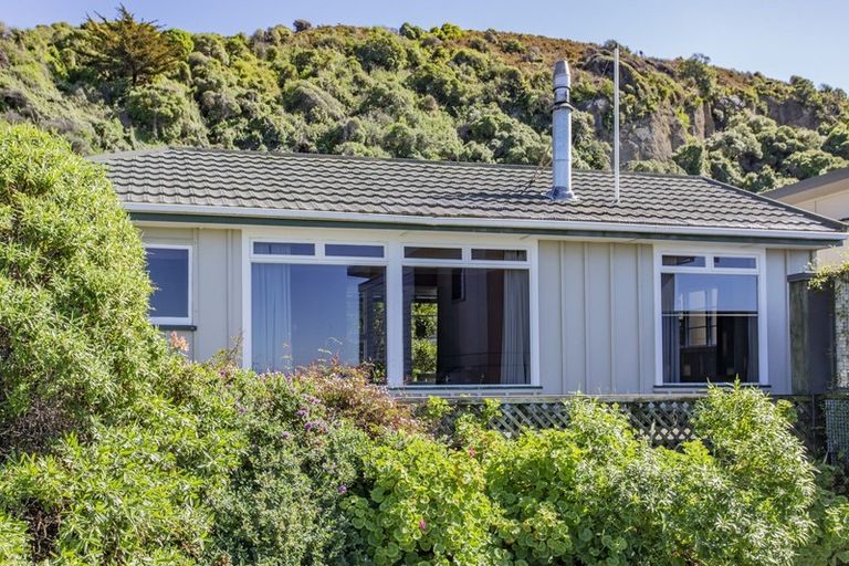 Photo of property in 25 Moody Street, Gore Bay, Cheviot, 7383