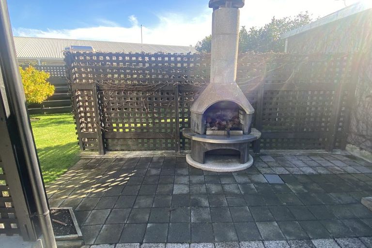 Photo of property in 2/26 Christie Crescent, Havelock North, 4130