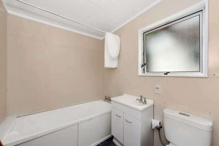 Photo of property in 7 Verel Street, Fairfield, Hamilton, 3214