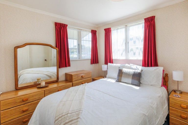 Photo of property in 24 Criterion Street, Bulls, 4818