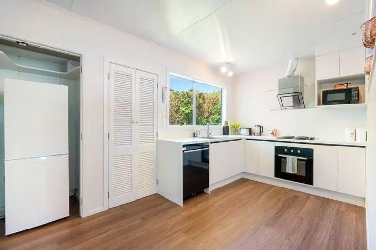 Photo of property in 36a Walter Street, Hauraki, Auckland, 0622