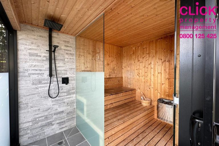 Photo of property in 42 Glengyle Street, Vauxhall, Dunedin, 9013