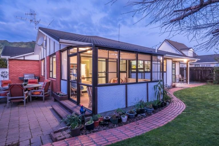 Photo of property in 20 Awanui Drive, Waikanae, 5036