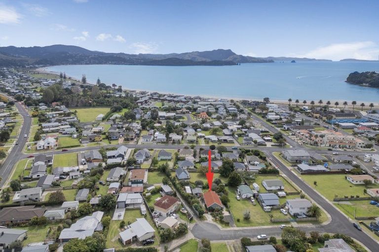 Photo of property in 8 Simpson Place, Whitianga, 3510