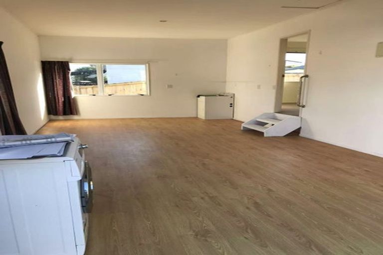 Photo of property in 5 Rodney Street, Howick, Auckland, 2014