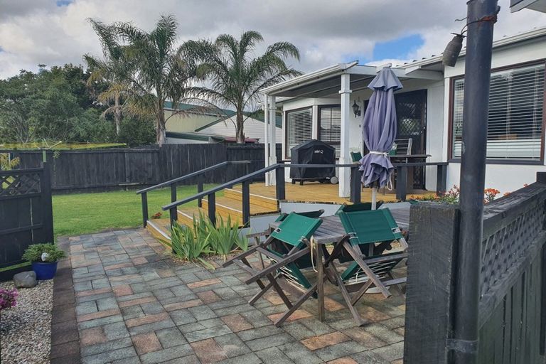 Photo of property in 15 Mayfair Close, Whitianga, 3510