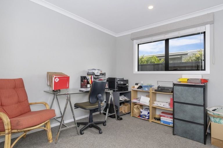 Photo of property in 27 Saddlers Way, Papamoa, 3118