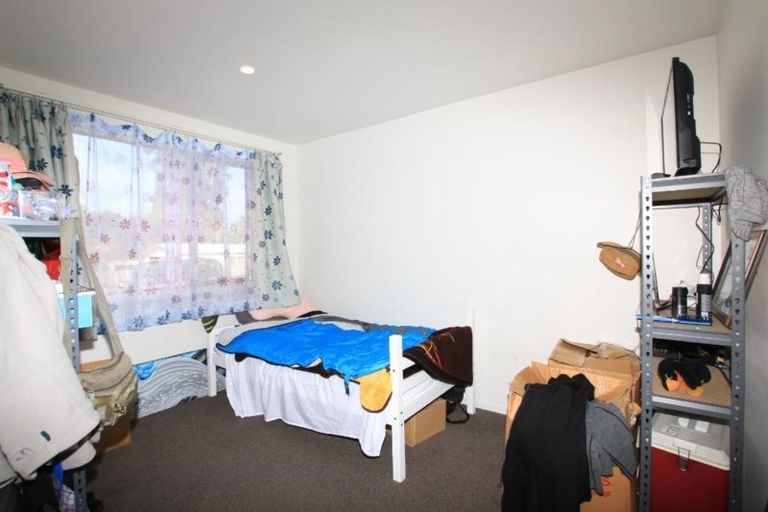 Photo of property in 23 Benton Place, Manurewa, Auckland, 2102