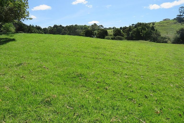 Photo of property in 215a Pahi Road, Pahi, Paparoa, 0571