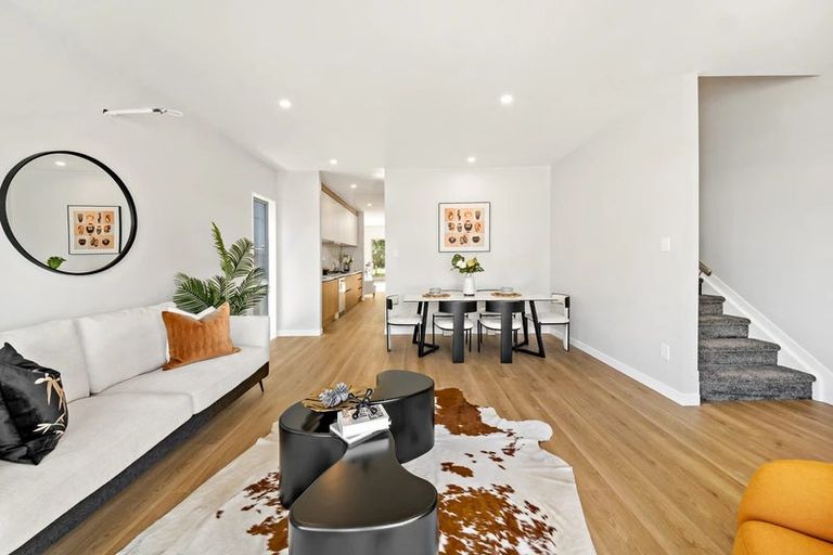 Photo of property in 21 Yellow Pear Lane, Karaka, 2578