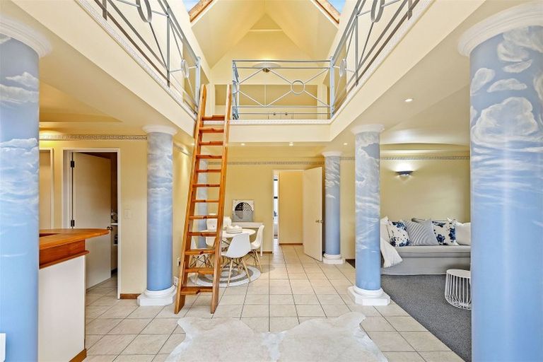 Photo of property in 1/30 Lees Road, Strowan, Christchurch, 8052