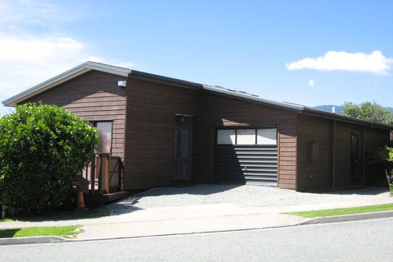 Photo of property in 319 Princes Drive, Britannia Heights, Nelson, 7010