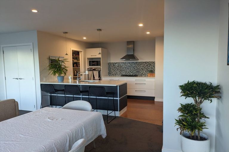 Photo of property in 7 Pari Tai Way, Houghton Bay, Wellington, 6023