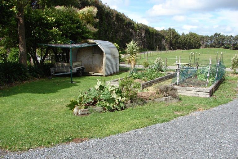 Photo of property in 242 Oreti Road, Otatara, Invercargill, 9879