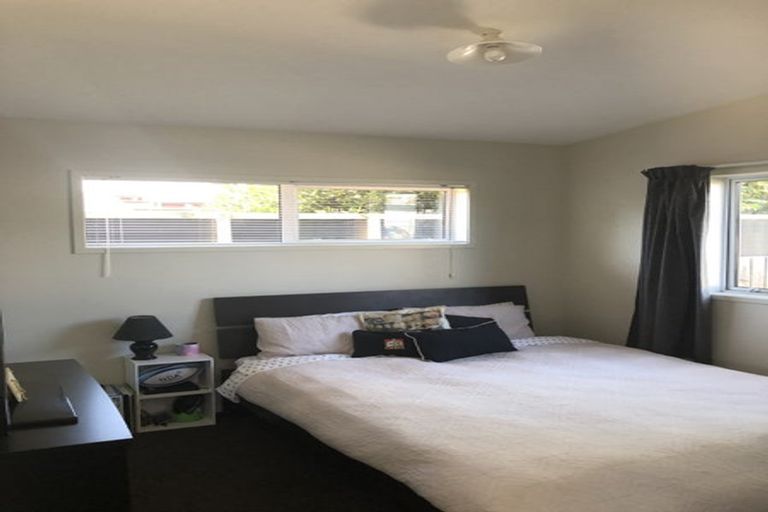 Photo of property in 38 Oxford Street, Fairfield, Hamilton, 3214