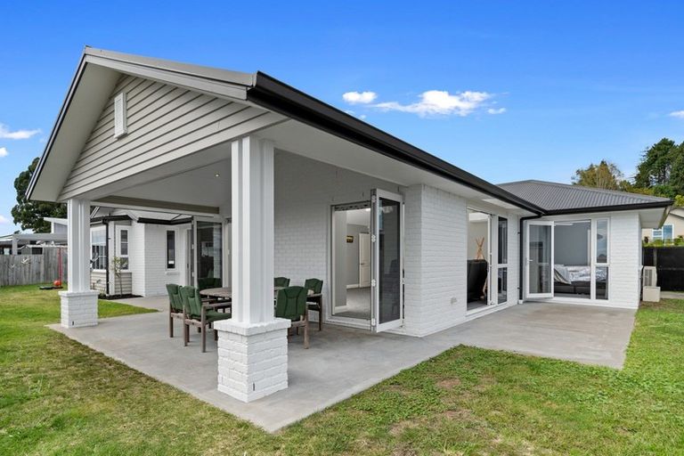 Photo of property in 24 Mervyn Place, Ohauiti, Tauranga, 3112