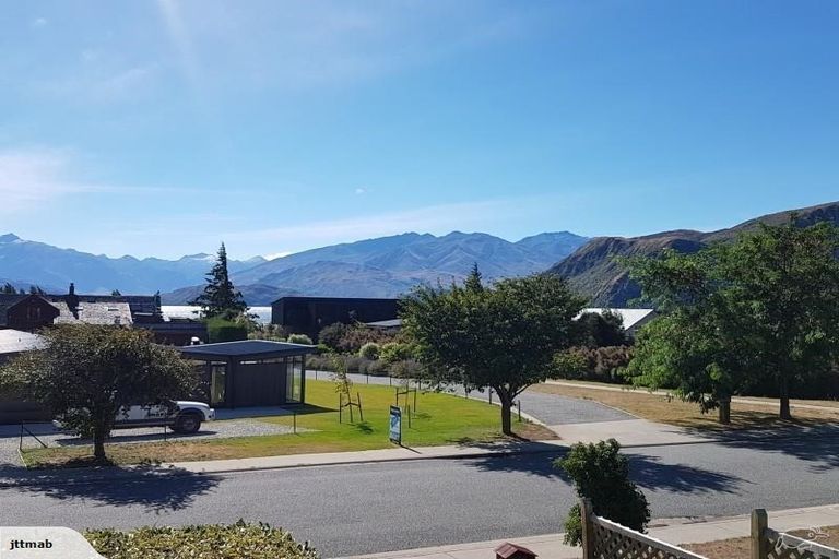 Photo of property in 26 Penrith Park Drive, Wanaka, 9305