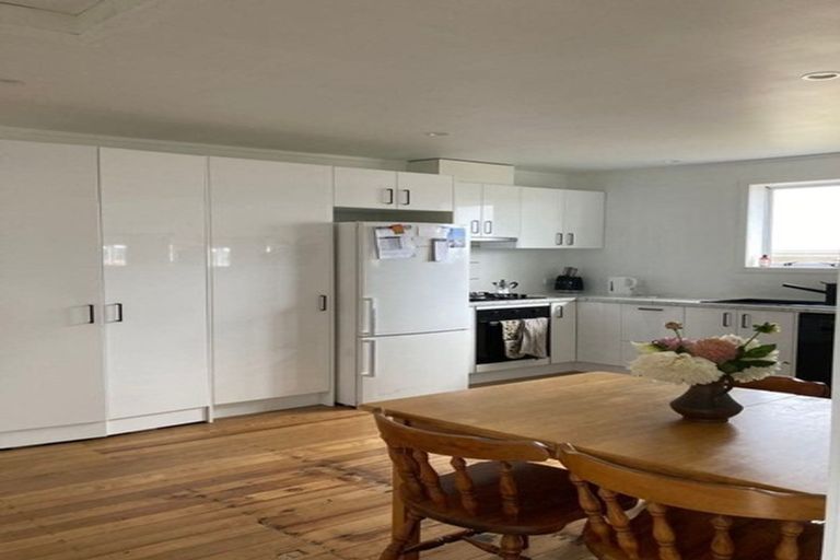 Photo of property in 4 Raleigh Street, Vogeltown, New Plymouth, 4310