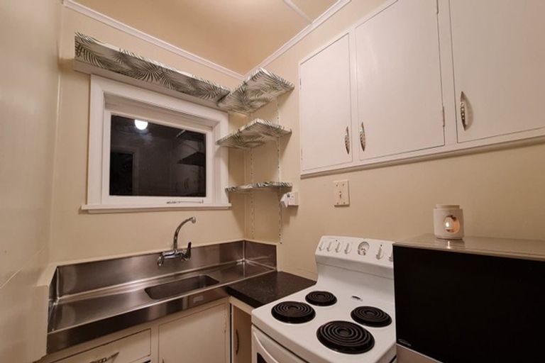 Photo of property in 63 Norton Park Avenue, Fairfield, Lower Hutt, 5011