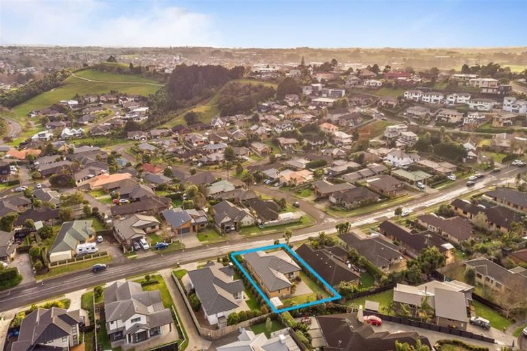 Photo of property in 97 Valley Road, Pukekohe, 2120