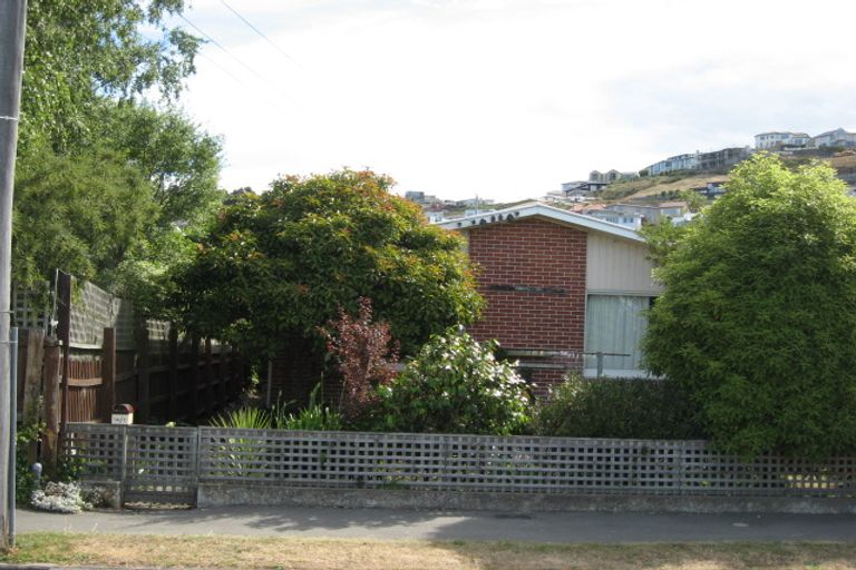 Photo of property in 2/14 James Street, Redcliffs, Christchurch, 8081