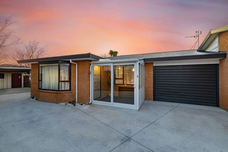 Photo of property in 2/59b Mackworth Street, Woolston, Christchurch, 8062