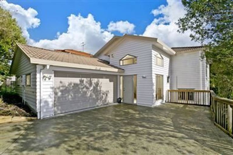 Photo of property in 125a Glendhu Road, Bayview, Auckland, 0629