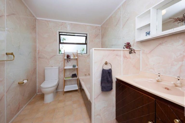 Photo of property in 3 Waimauku Station Road, Waimauku, 0812