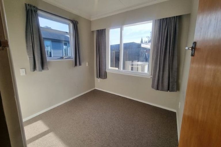 Photo of property in 30 Moa Street, Waikiwi, Invercargill, 9810