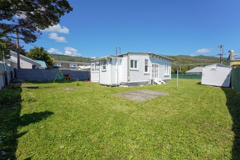 Photo of property in 95 Rata Street, Naenae, Lower Hutt, 5011