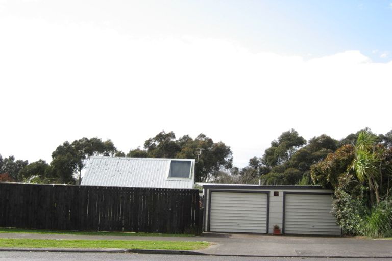 Photo of property in 18 Antonia Place, Bell Block, New Plymouth, 4312