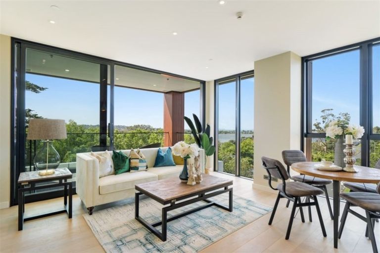 Photo of property in 402/28 Killarney Street, Takapuna, Auckland, 0622