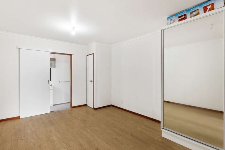 Photo of property in 2/22 Calvert Avenue, Mangere East, Auckland, 2024