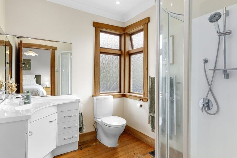 Photo of property in 17 Burnside Street, Waterloo, Lower Hutt, 5011