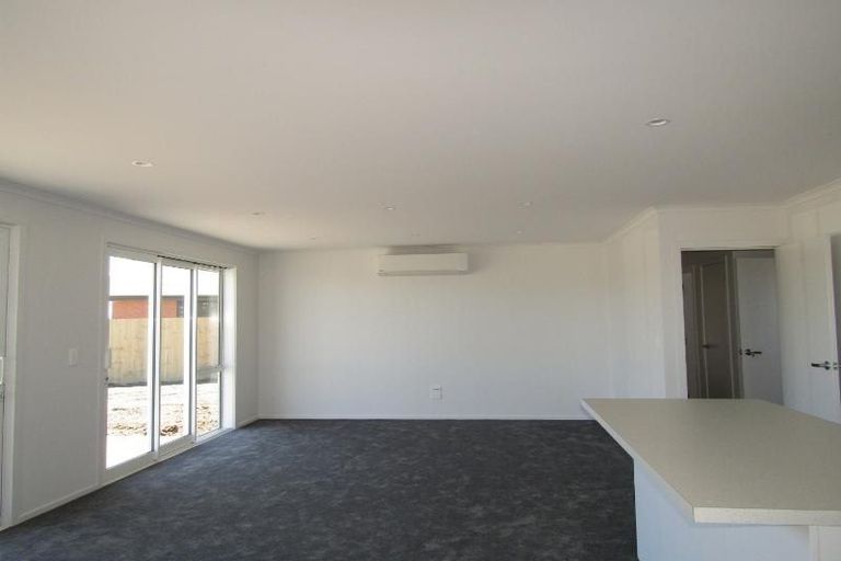 Photo of property in 35 Harakeke Drive, Wharewaka, Taupo, 3330