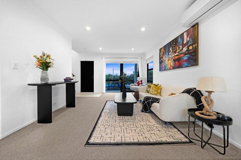 Photo of property in 74 Whenuapai Drive, Whenuapai, Auckland, 0618