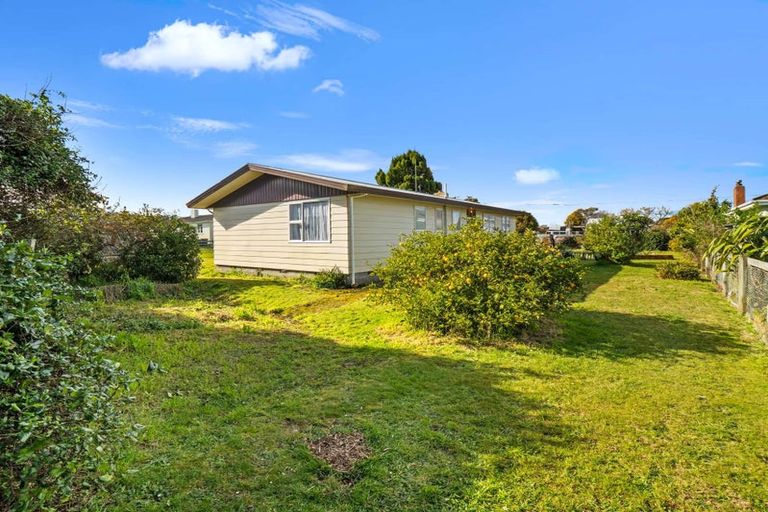 Photo of property in 7 Gloag Street, Waverley, 4510