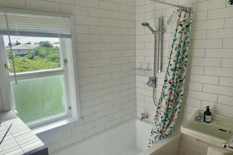 Photo of property in 19 Atmore Avenue, Otaki, 5512