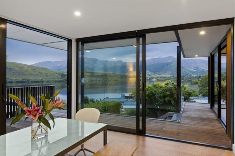 Photo of property in 27 Arrowtn-lke Hayes Road, Lake Hayes, Queenstown, 9371