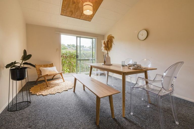 Photo of property in 53 Cabeleigh Drive, Helensville, 0800