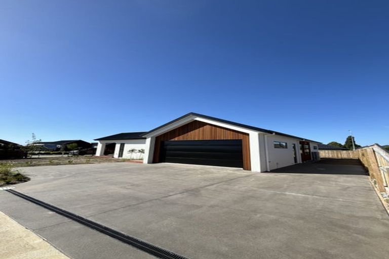 Photo of property in 1 Greenway Crescent, Hope, Richmond, 7020