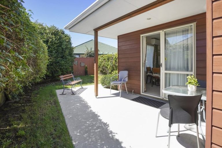 Photo of property in 12a Heihei Place, Paraparaumu, 5032